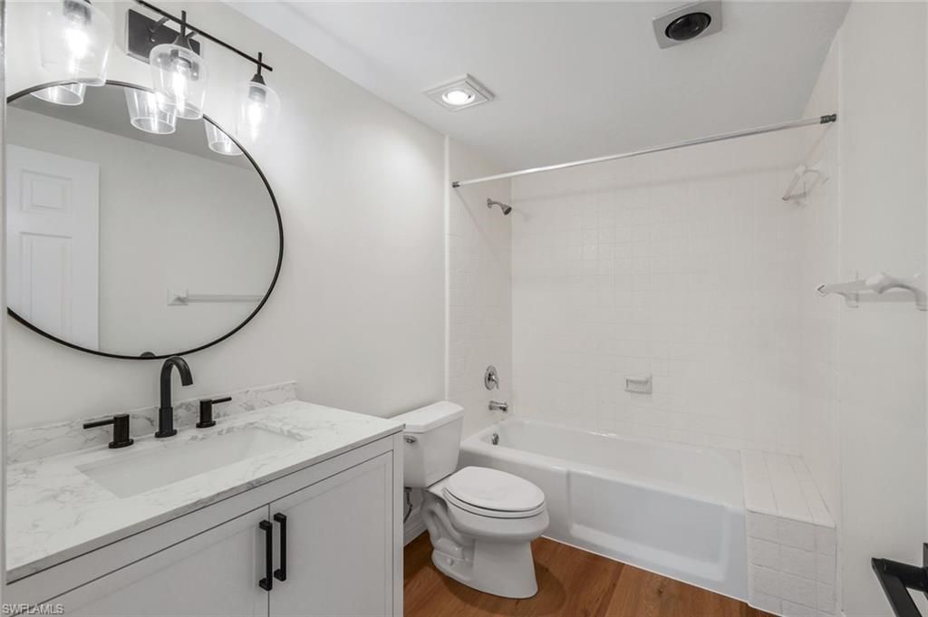 6075 Pelican Bay Blvd, Unit 104, Naples, FL 34108 Photo