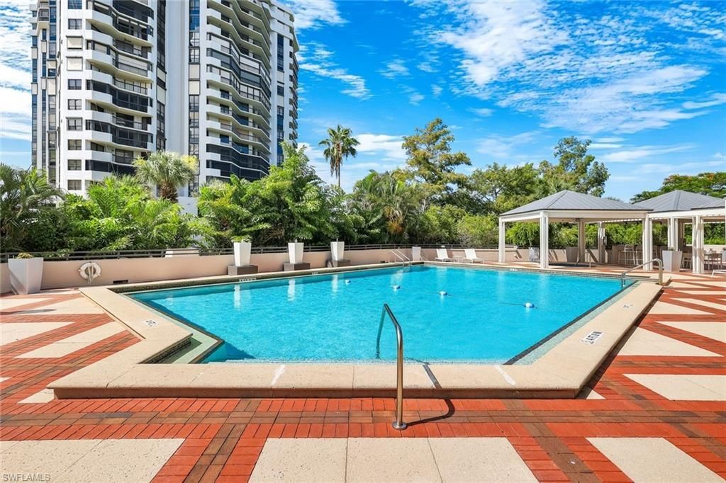 6075 Pelican Bay Blvd, Unit 104, Naples, FL 34108 Photo