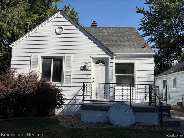 7203 Orchard Avenue, Warren, Mi 48091