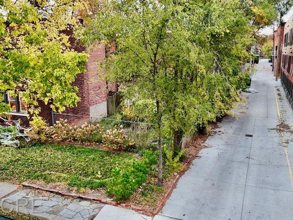684 W Alexandrine Street, Detroit, Mi 48201