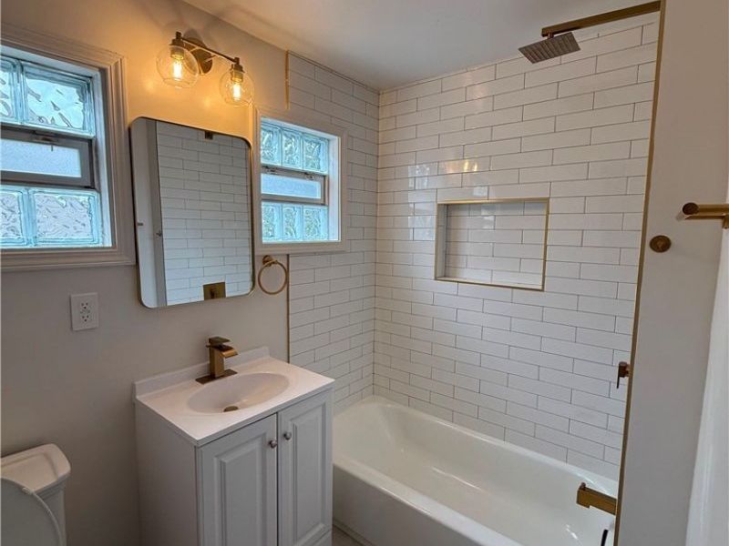 3537 Silsby Road , University Heights, OH 44118 Photo 10