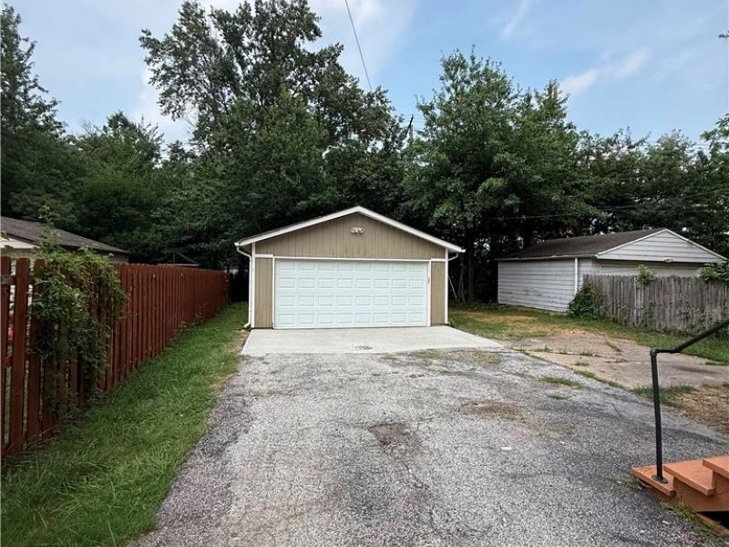 3537 Silsby Road , University Heights, OH 44118 Photo 13