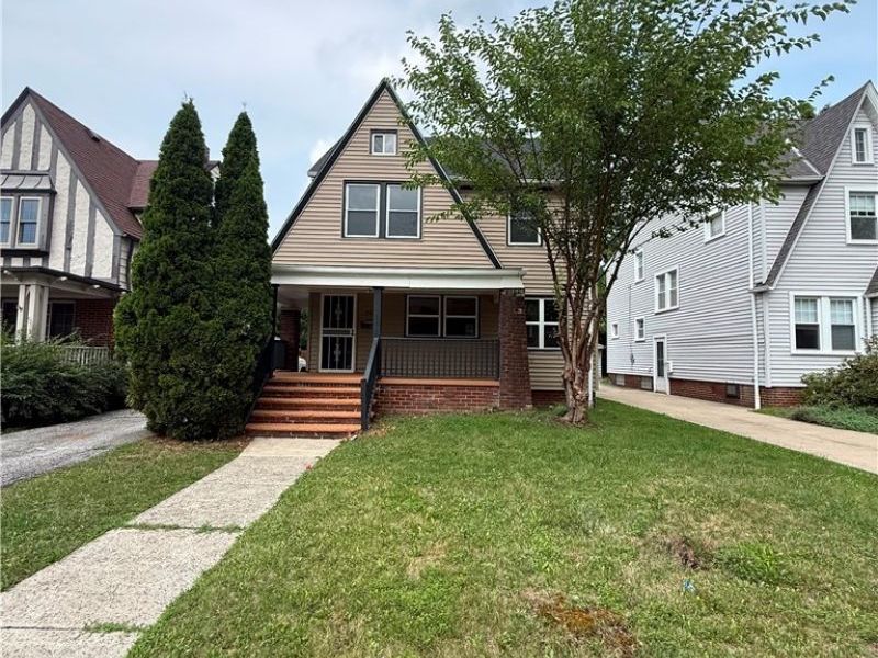 3537 Silsby Road , University Heights, OH 44118 Photo 2