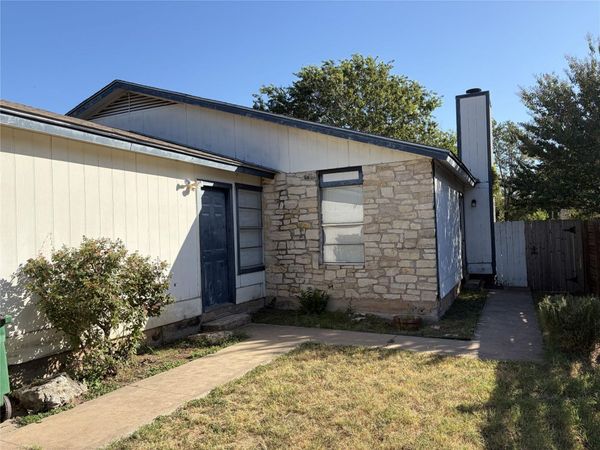 8710 Piney Point DR, Unit A, Austin, TX 78729