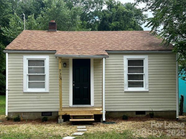 930 Dixie Street, Lexington, NC 27292