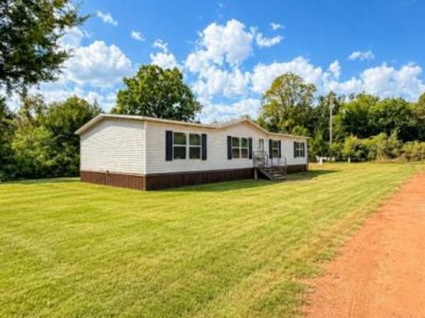 12930 Deer Drive, Luther, OK 73054