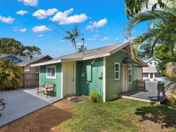 1035 6TH STREET N, ST PETERSBURG, FL 33701