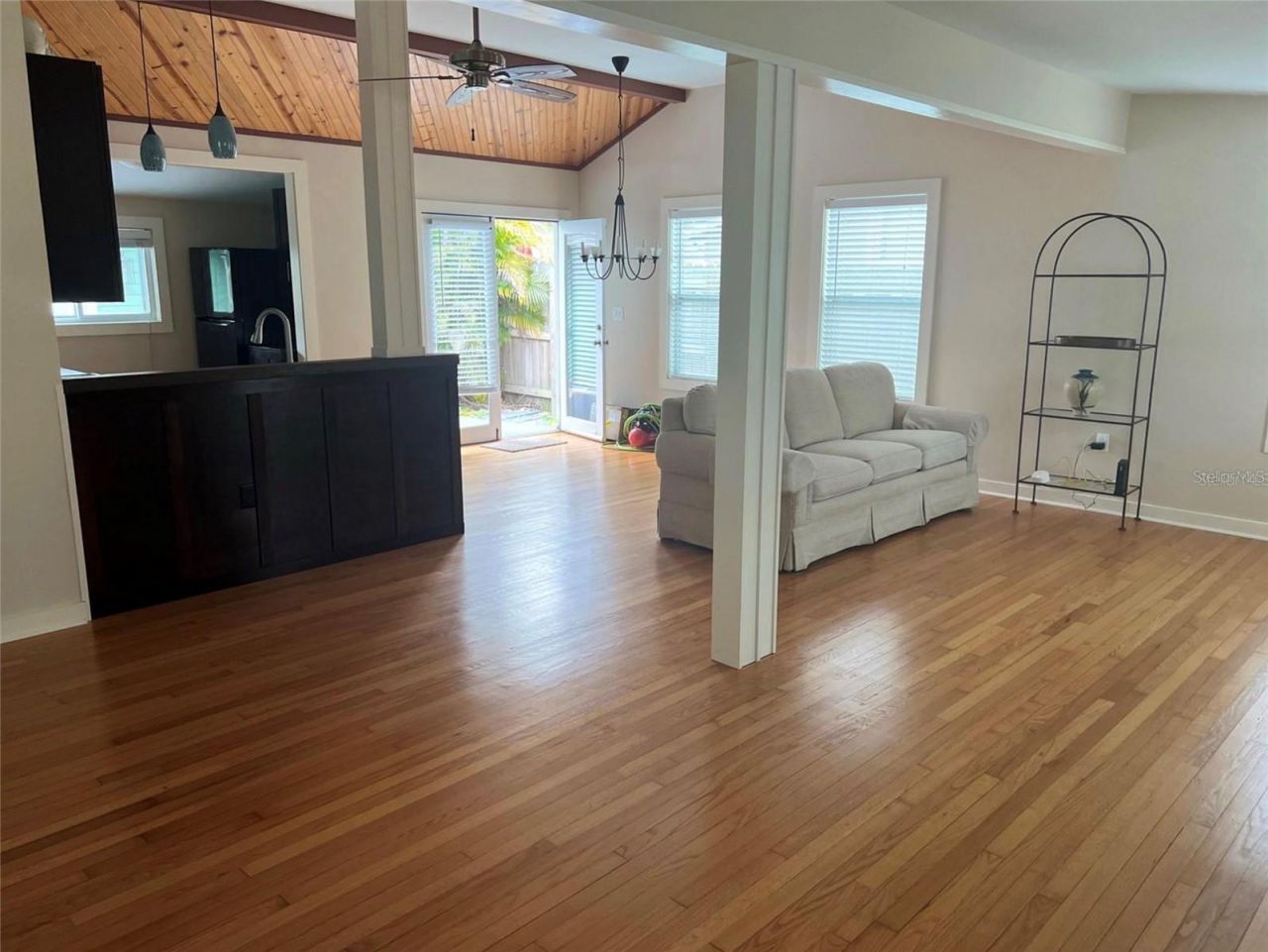 1035 6th Street N, Saint Petersburg, FL 33701 Photo