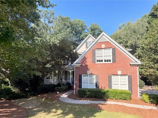1872 Bakers Mill Road , Dacula, GA 30019