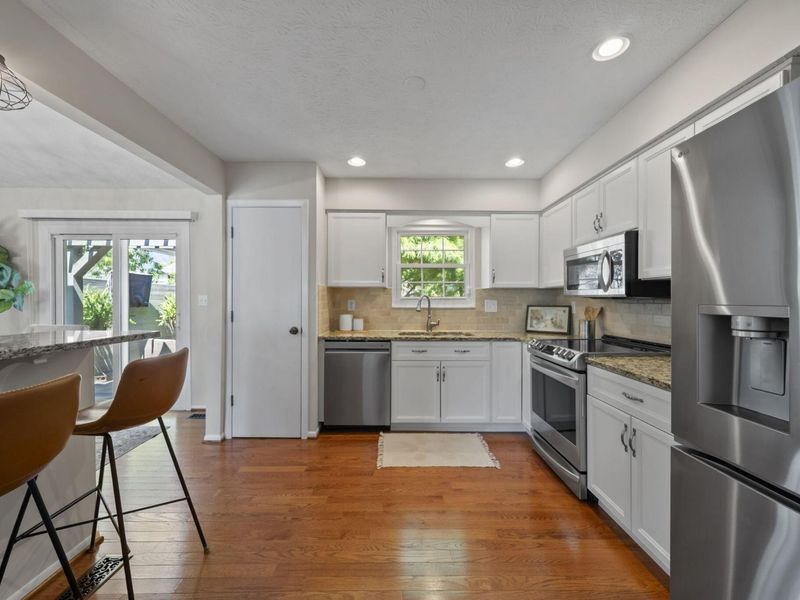 3700 Mountshannon Road, Columbus, OH 43221 Photo 10