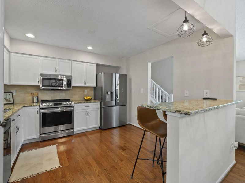 3700 Mountshannon Road, Columbus, OH 43221 Photo 4