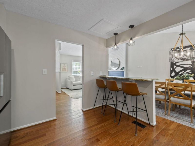 3700 Mountshannon Road, Columbus, OH 43221 Photo 7