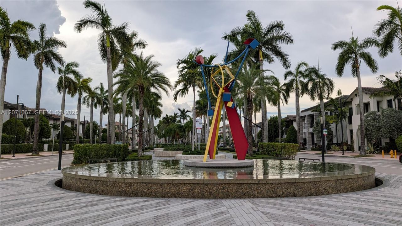 8001 NW 41st St, Unit F-204, Doral, FL 33166 Photo