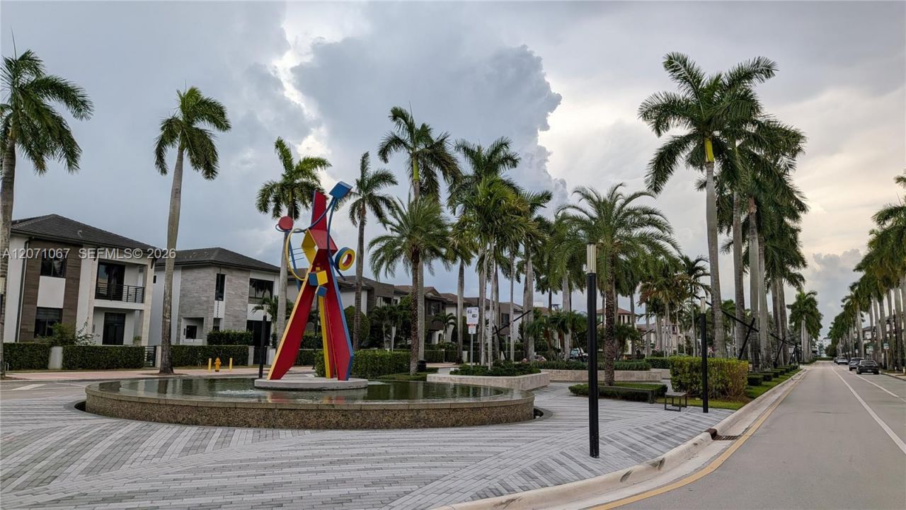 8001 NW 41st St, Unit F-204, Doral, FL 33166 Photo