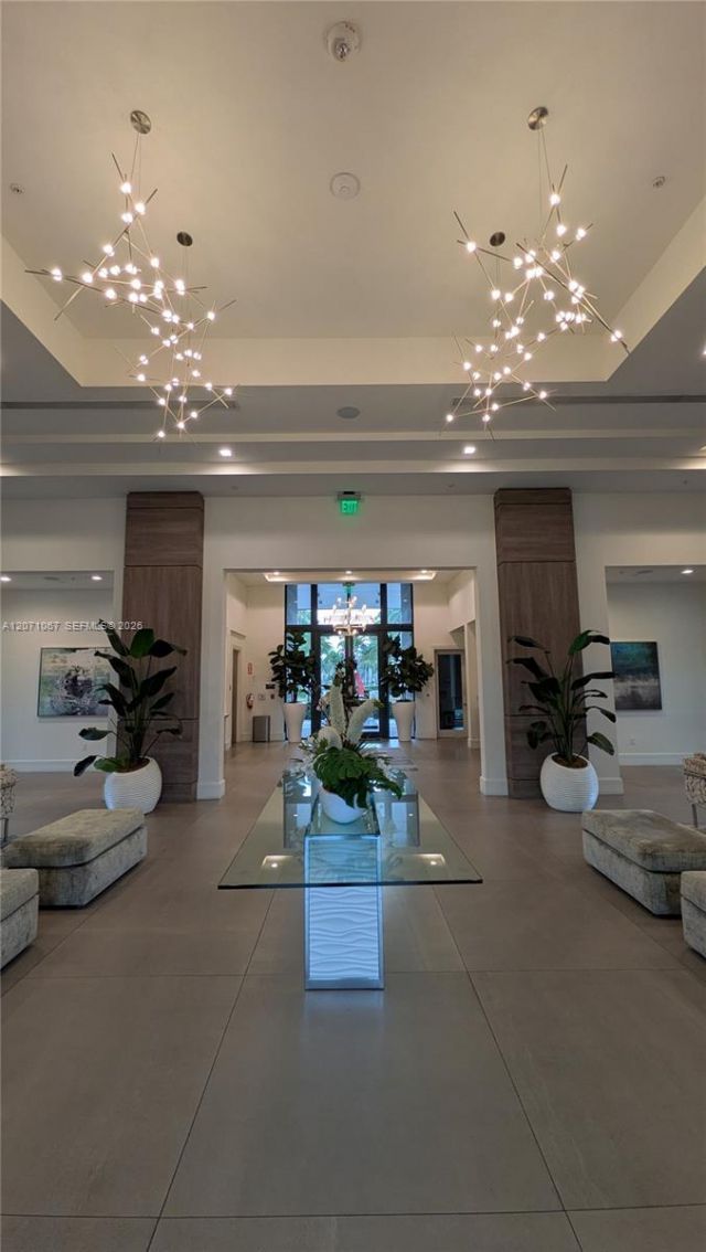 8001 NW 41st St, Unit F-204, Doral, FL 33166 Photo