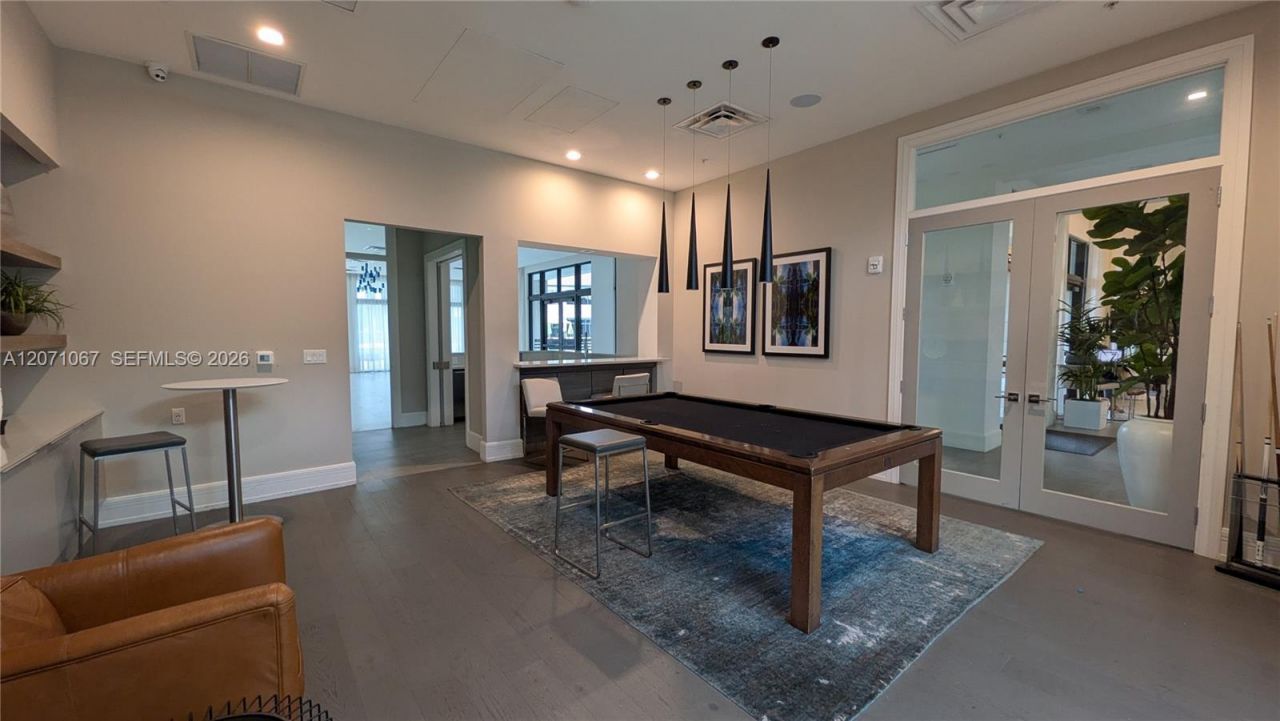 8001 NW 41st St, Unit F-204, Doral, FL 33166 Photo