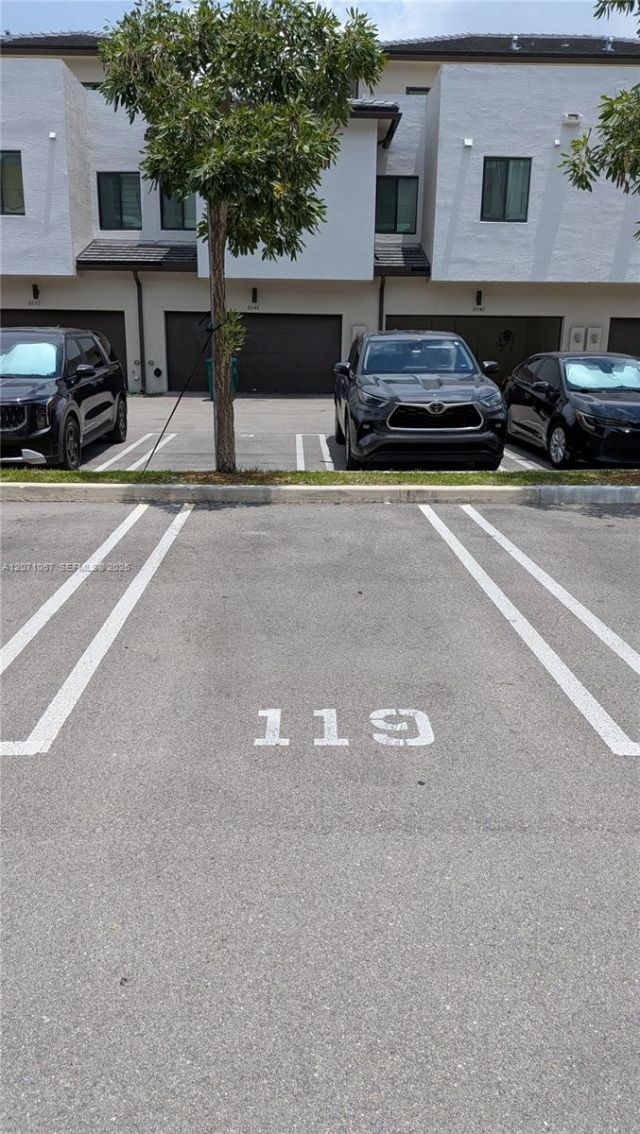 8001 NW 41st St, Unit F-204, Doral, FL 33166 Photo