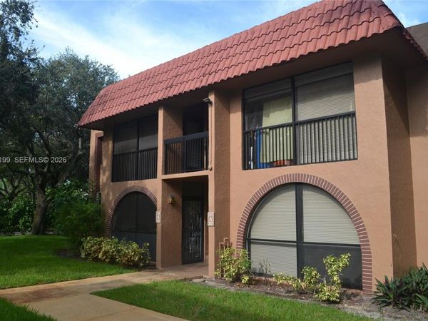 8601 NW 34th Pl, Unit A208, Sunrise, FL 33351
