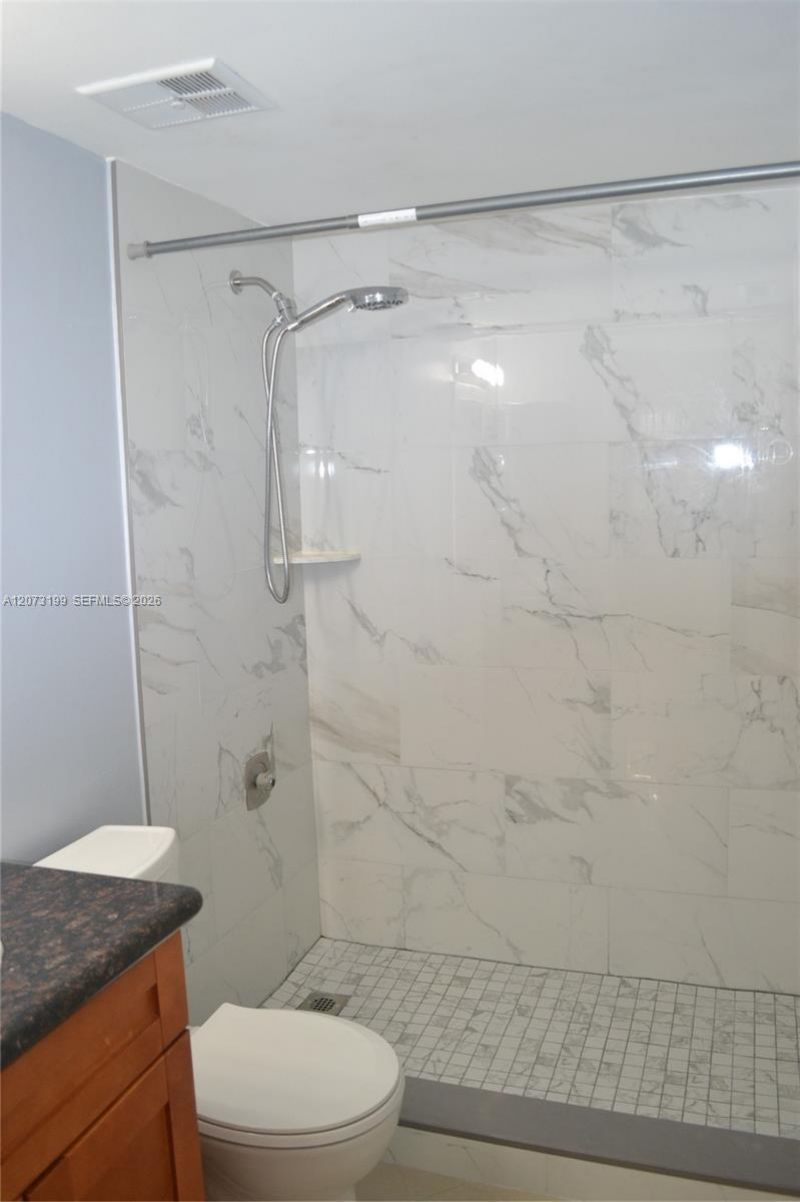 8601 NW 34th Pl, Unit A208, Sunrise, FL 33351 Photo