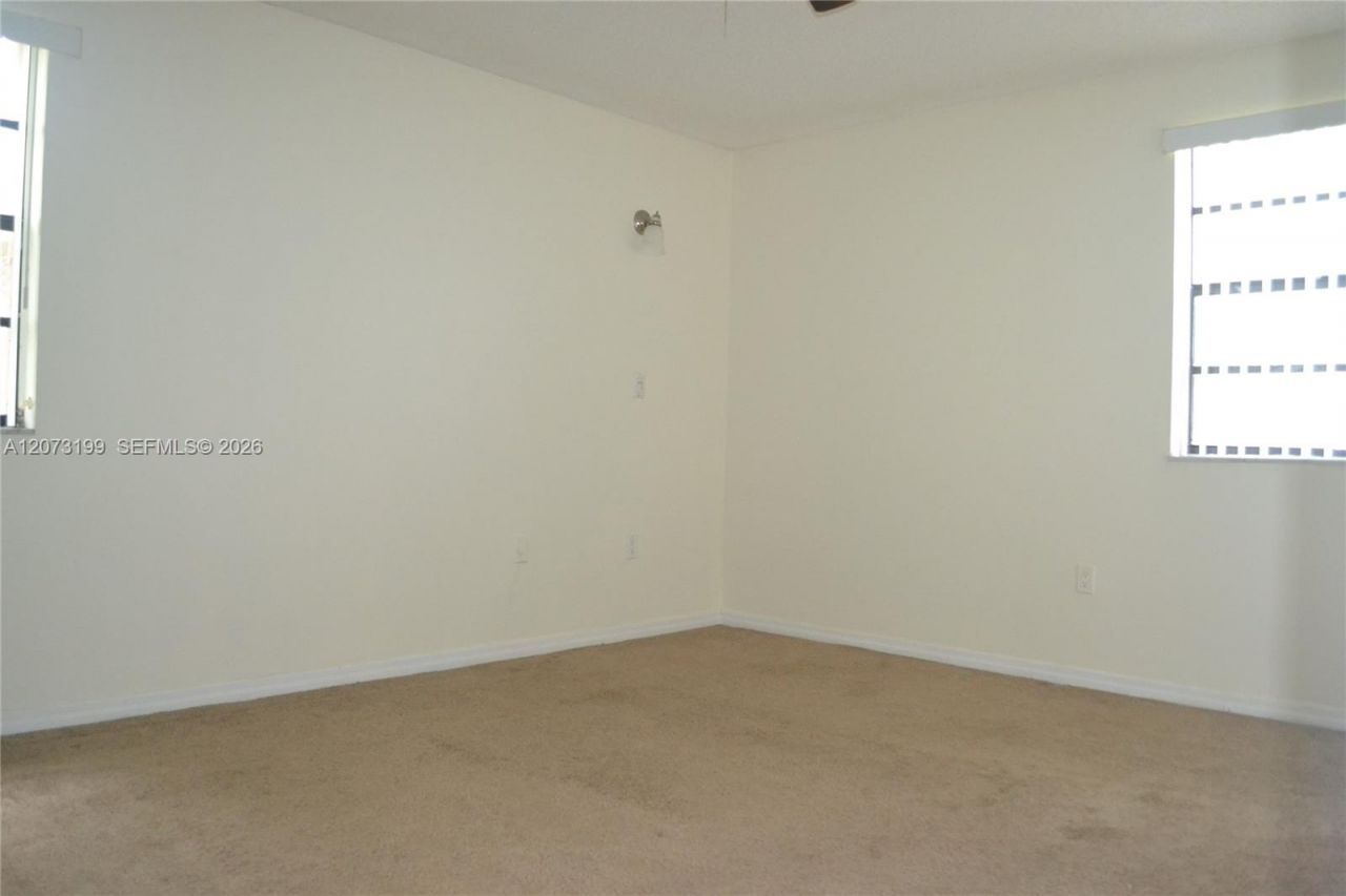 8601 NW 34th Pl, Unit A208, Sunrise, FL 33351 Photo