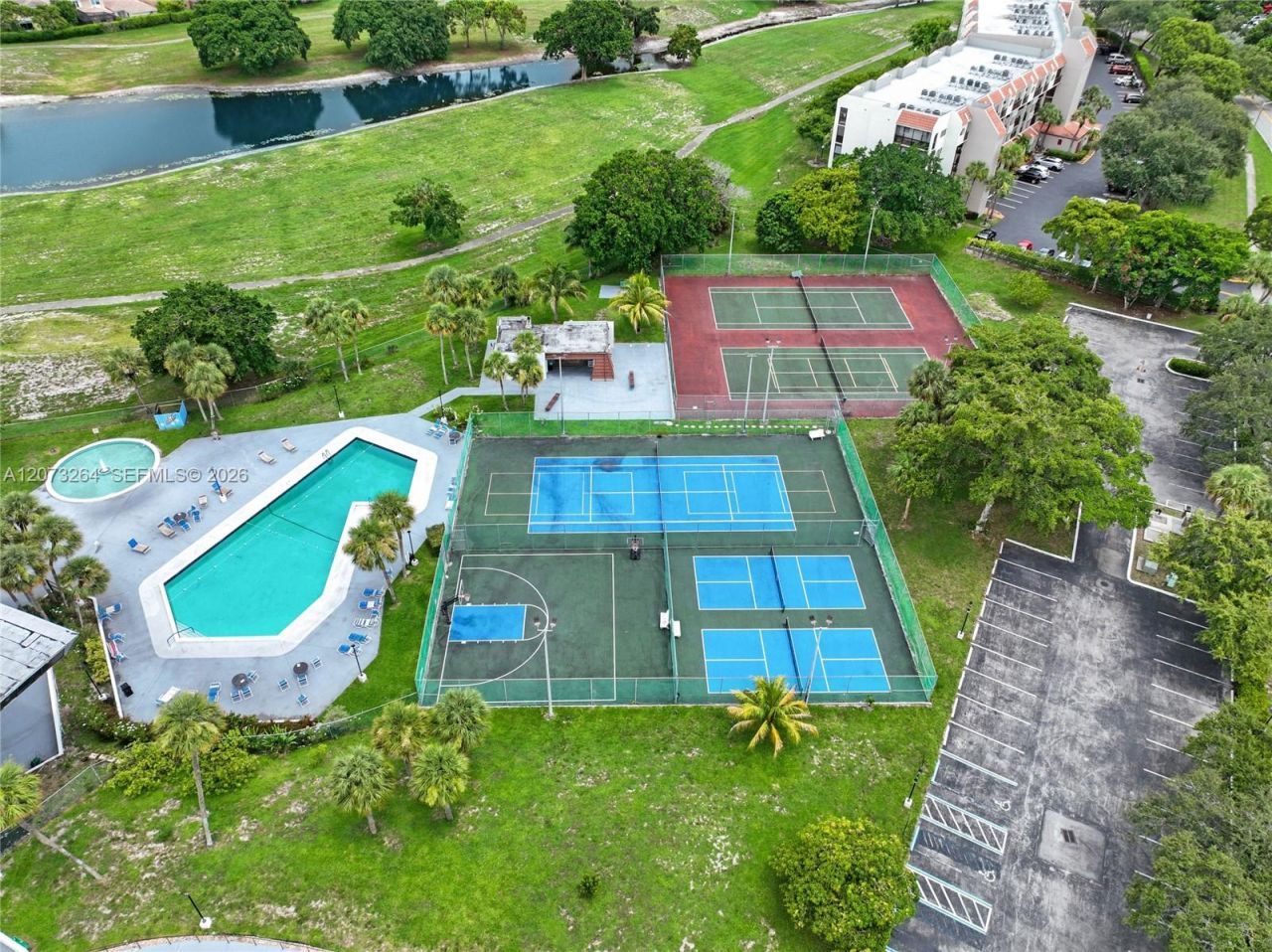 7051 Environ Blvd , Unit 432, Lauderhill, FL 33319 Photo