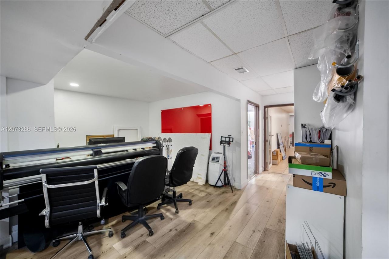 6772 W Flagler St , Miami, FL 33144 Photo