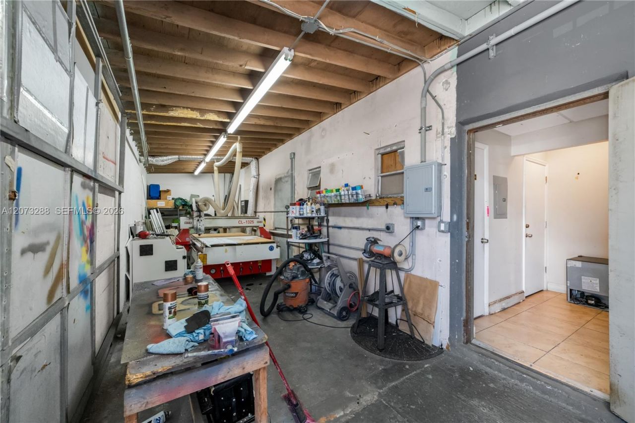 6772 W Flagler St , Miami, FL 33144 Photo