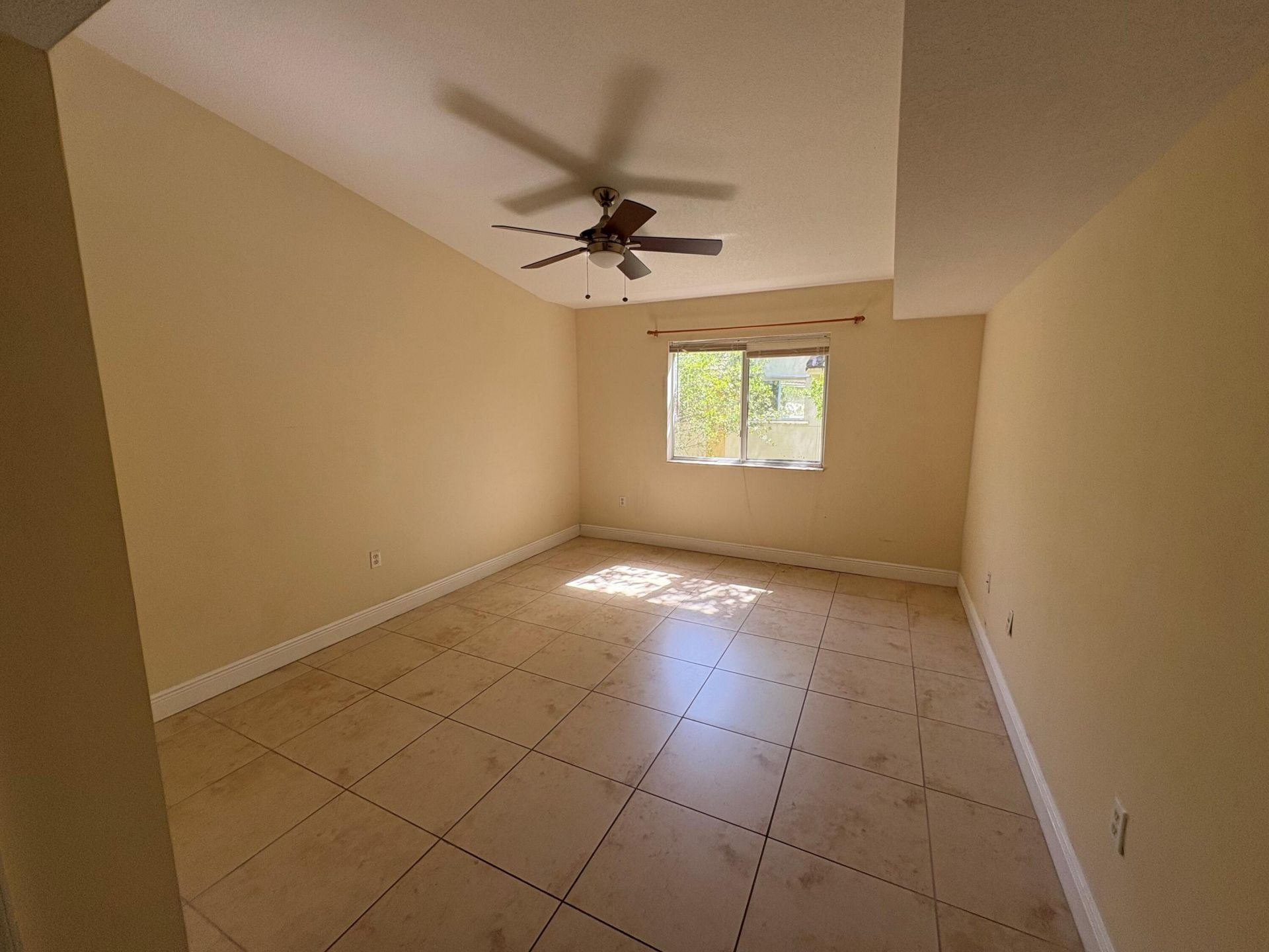 6235 SW 47th Manor, Unit 202, Davie, FL 33314 Photo
