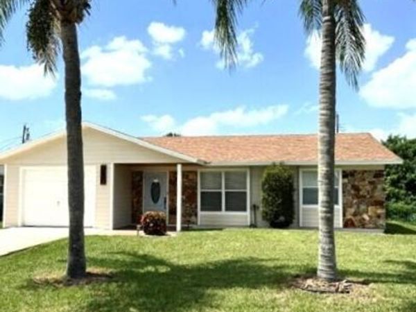 3017 SE Orchid Street, Stuart, FL 34997