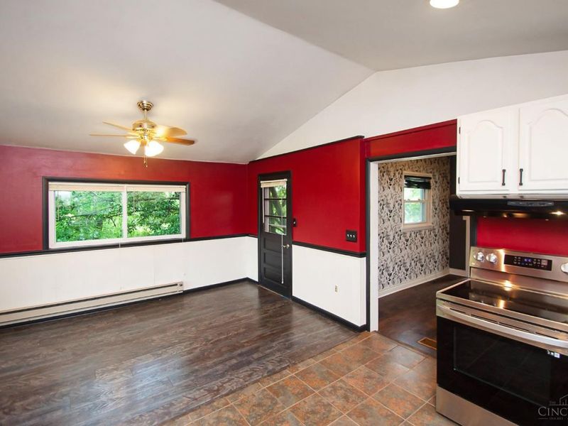 8141 Lesourdsville West Chester Road, West Chester, OH 45069 Photo 18