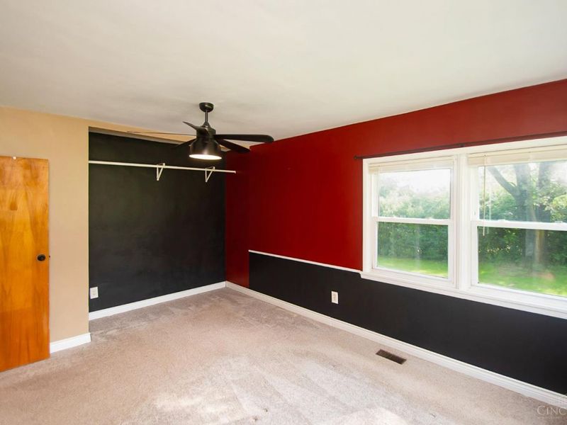 8141 Lesourdsville West Chester Road, West Chester, OH 45069 Photo 24