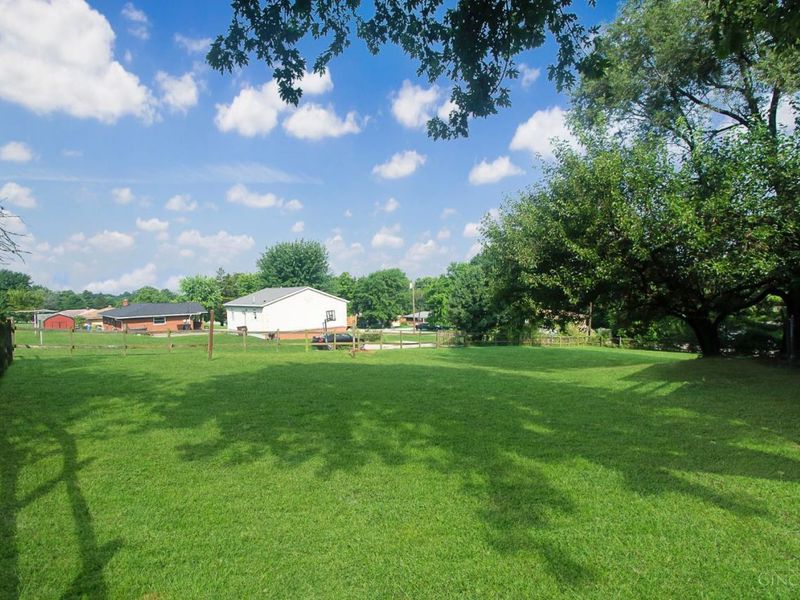 8141 Lesourdsville West Chester Road, West Chester, OH 45069 Photo 44