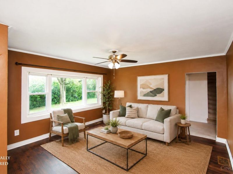 8141 Lesourdsville West Chester Road, West Chester, OH 45069 Photo 7