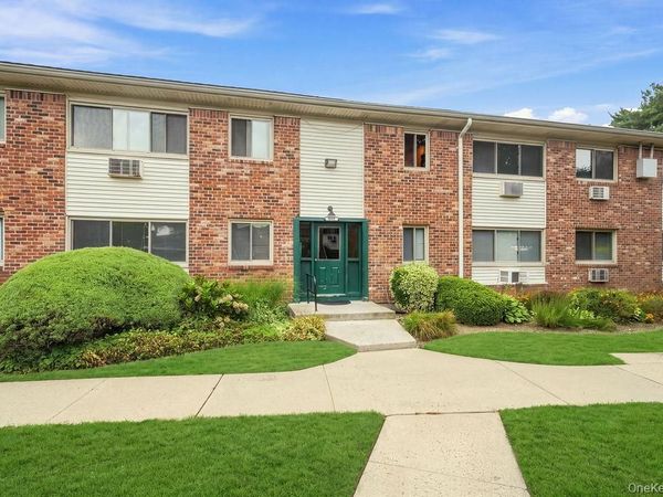 2397 Union Boulevard, Unit 7A, Islip, NY 11751