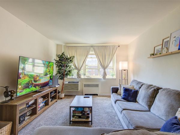 144-60 Gravett Road , Unit 4J, Flushing, NY 11367