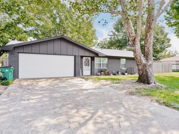7590 Fm 1758 , Bowie, TX 76230