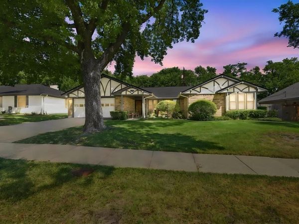 2310 Louise Lane, Ennis, TX 75119