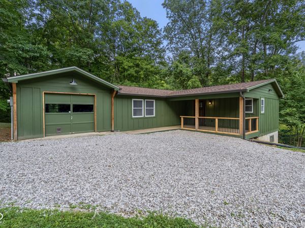 628 W Robertson Road , Morgantown, IN 46160