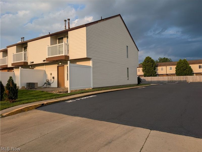 1563 Whitehall Boulevard , Kent, OH 44240 Photo 9