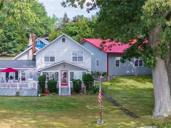 29 Willard Drive , Bernhards Bay, NY 13028