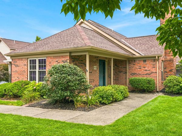 9433 Clermont Boulevard , Powell, OH 43065