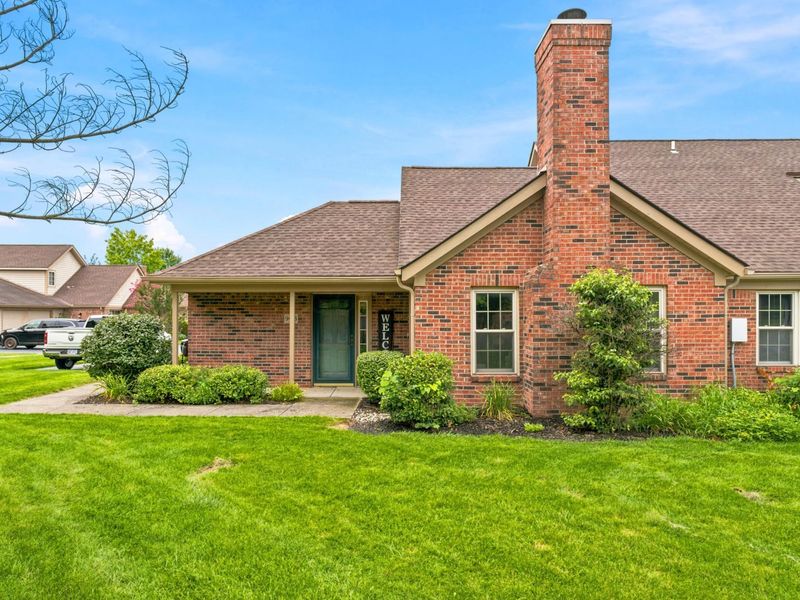 9433 Clermont Boulevard, Powell, OH 43065 Photo 2