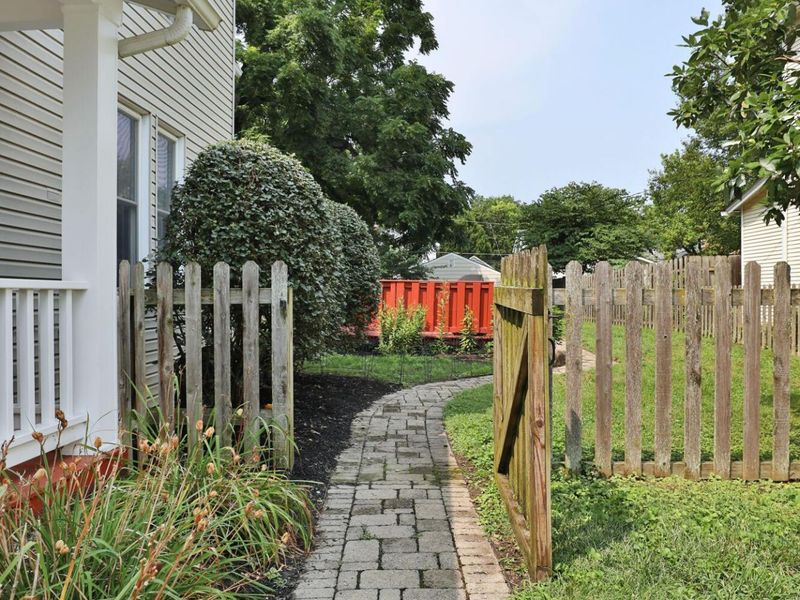 120 W Como Avenue, Columbus, OH 43202 Photo 37