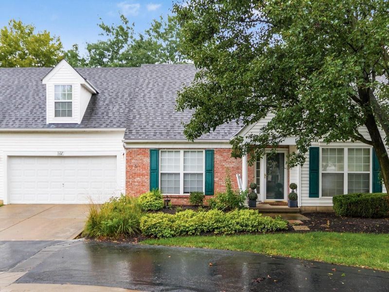 8687 Lazelle Commons Drive , Lewis Center, OH 43035 Photo 36