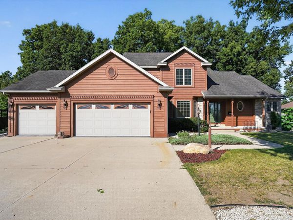 4729 Dimond Way, Dimondale, MI 48821