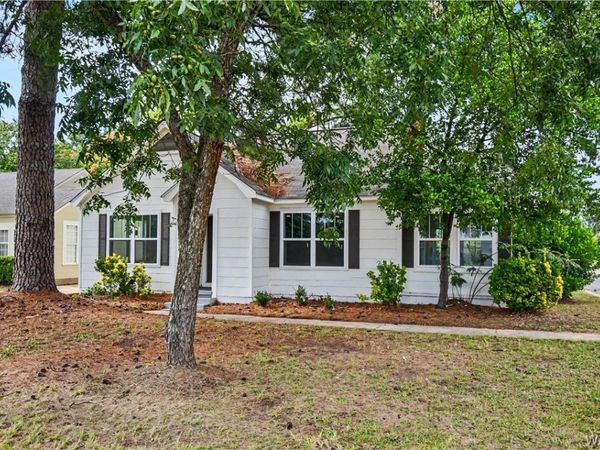 414 Hargrove Road E, Tuscaloosa, AL 35401