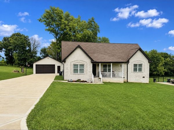 180 Mockingbird Ln , Hartsville, TN 37074