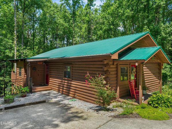 4023 Ole Smoky Way , Sevierville, TN 37862