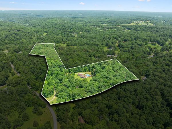 547 Grindstone Hollow Rd , Dickson, TN 37055