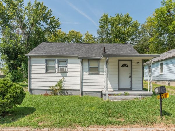 721 18th Ave W, Springfield, TN 37172